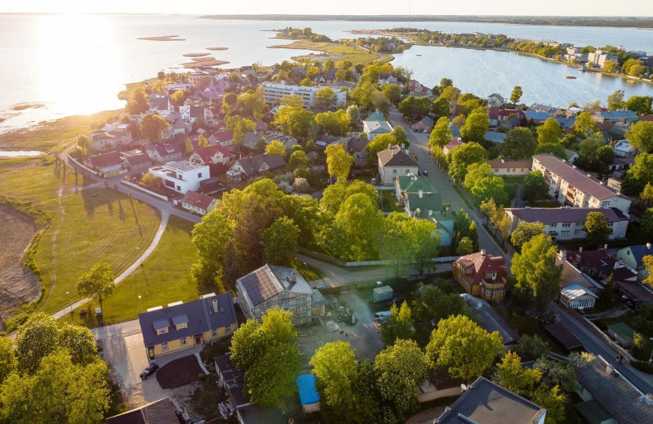 Ohtu Apartments Haapsalu Esterno foto